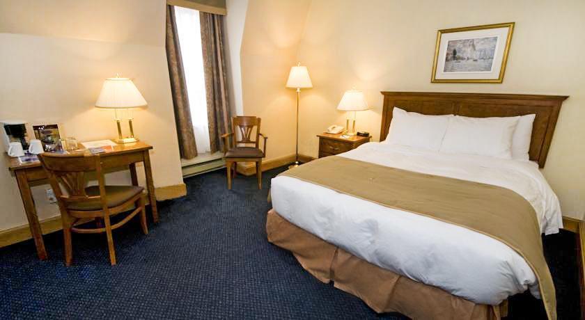 Hotel Тадусак Екстериор снимка