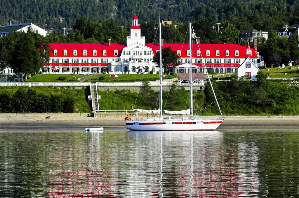 Hotel Тадусак Екстериор снимка