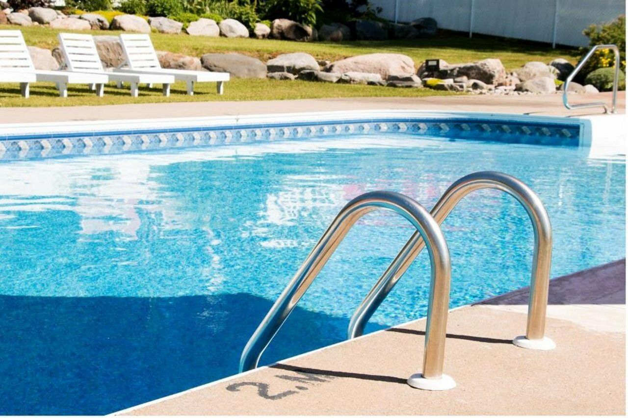 Hotel Тадусак Екстериор снимка